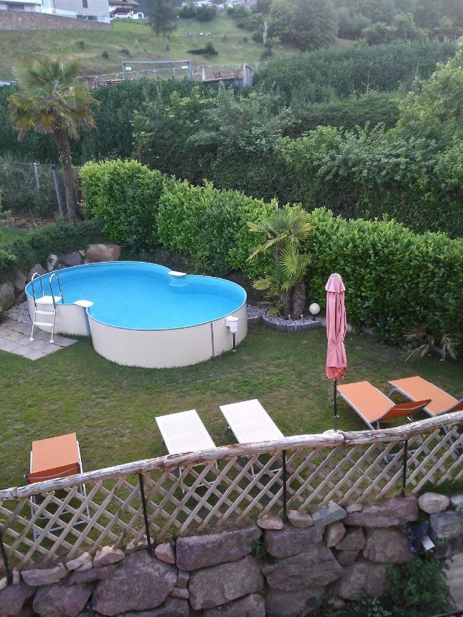Ferienwohnung Bergblick-Schlosshof Vollan Ngoại thất bức ảnh