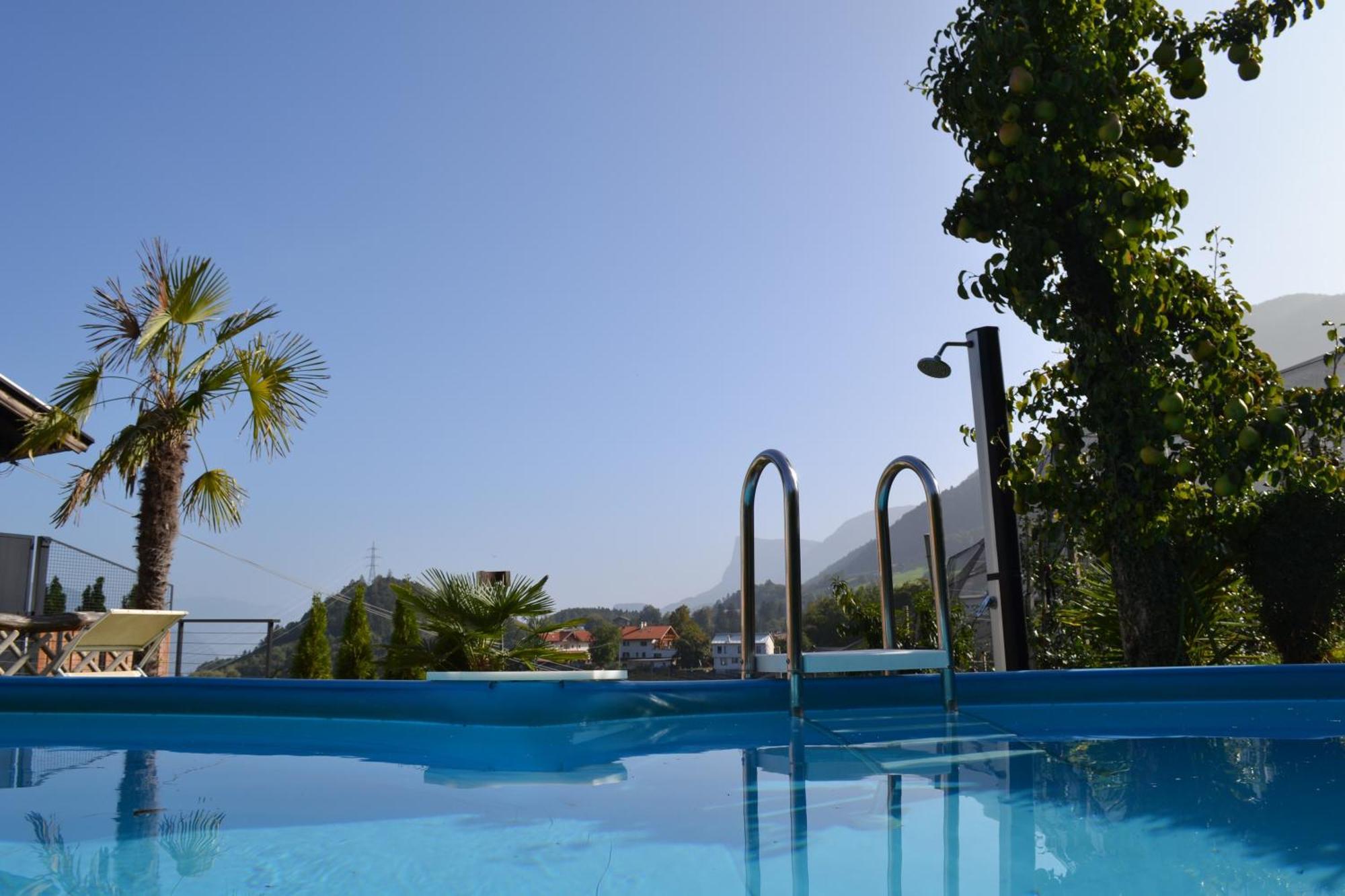 Ferienwohnung Bergblick-Schlosshof Vollan Ngoại thất bức ảnh